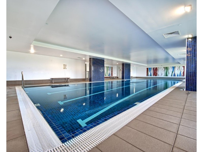 704/4 Como Crescent, Southport QLD 4215