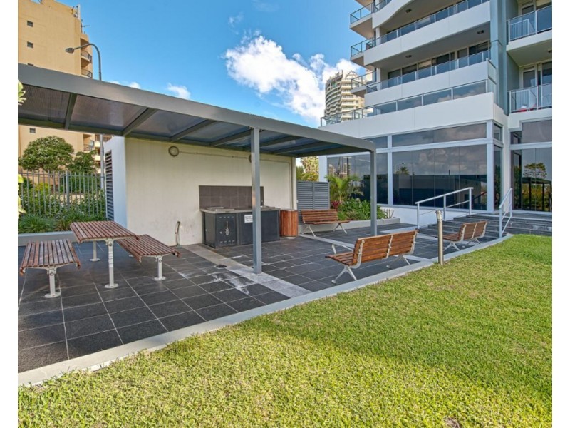 704/4 Como Crescent, Southport QLD 4215