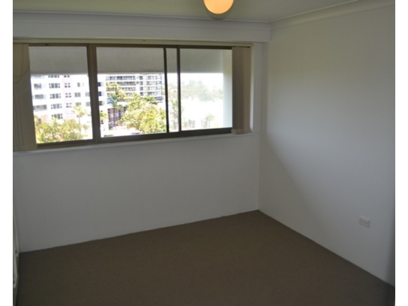 20/18 Commodore Drive, Surfers Paradise QLD 4217