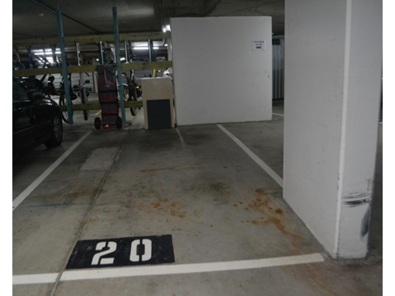 20/18 Commodore Drive, Surfers Paradise QLD 4217