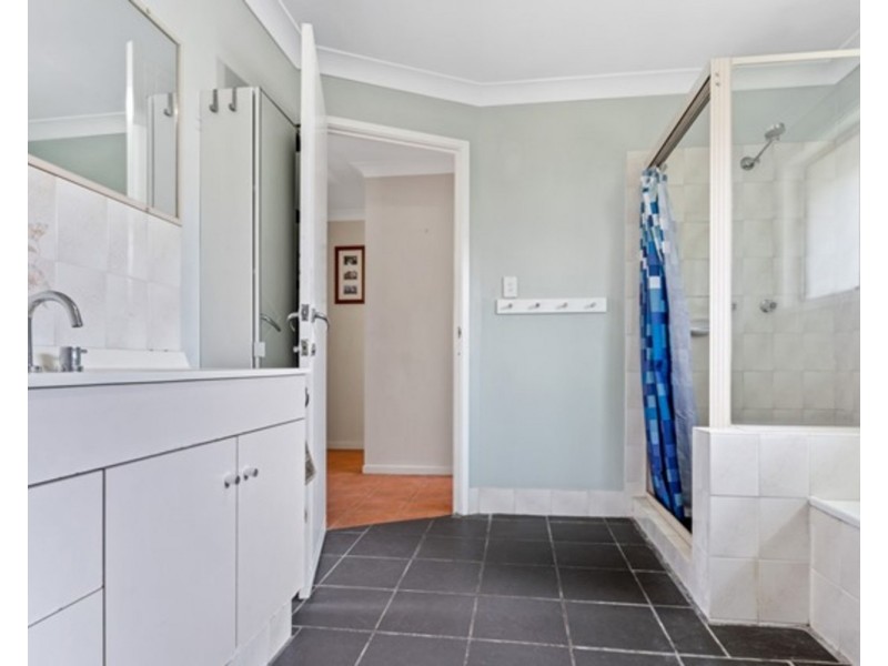 1/13 Jessica Court, Arundel QLD 4214