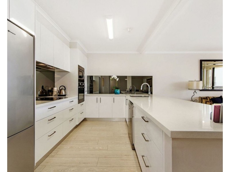 61/2940 Gold Coast Highway, Surfers Paradise QLD 4217