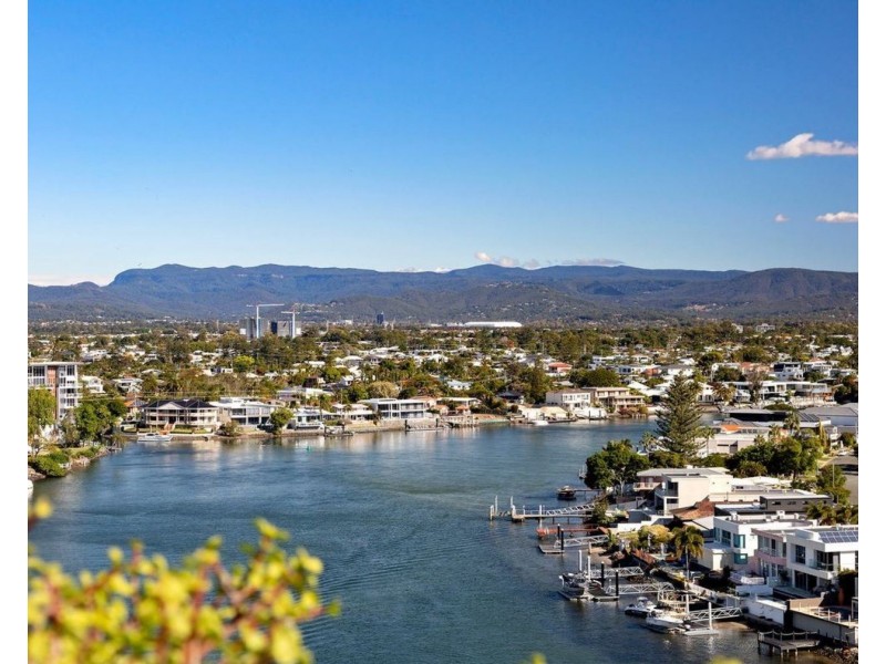 61/2940 Gold Coast Highway, Surfers Paradise QLD 4217