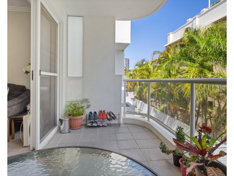 7/96 Stanhill Drive, Chevron Island QLD 4217
