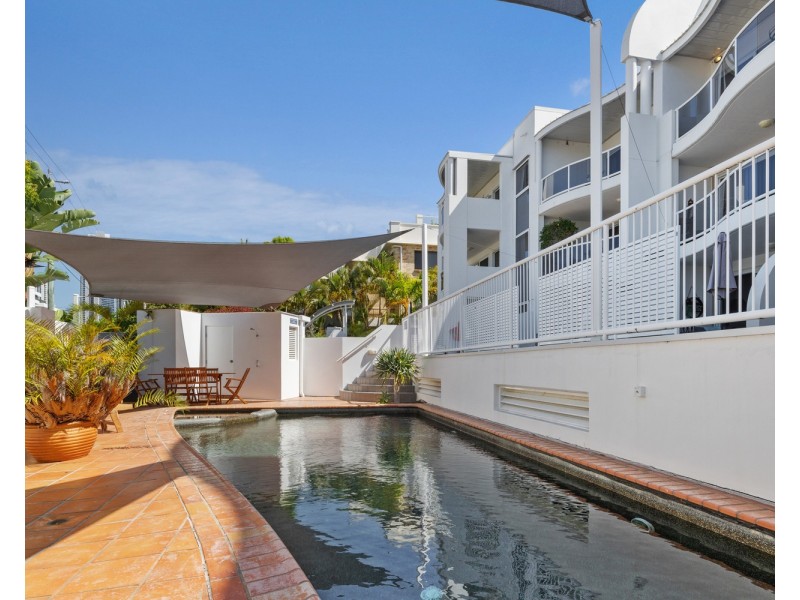 7/96 Stanhill Drive, Chevron Island QLD 4217