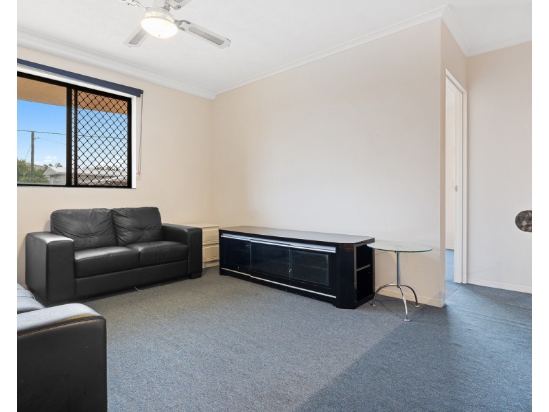 5/10  bath Street, Labrador QLD 4215