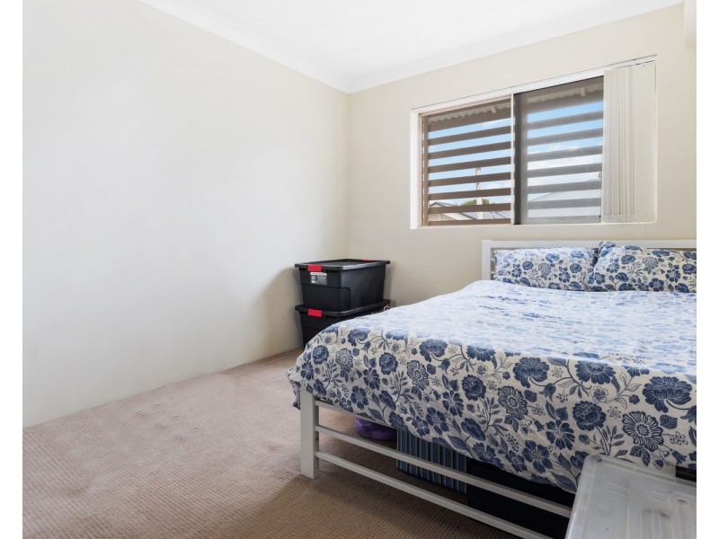 6/4 Sykes Court, Southport QLD 4215