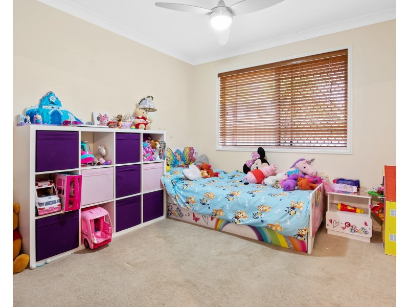 15 Woolmere Street, Carrara QLD 4211