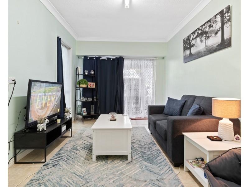 15 Woolmere Street, Carrara QLD 4211
