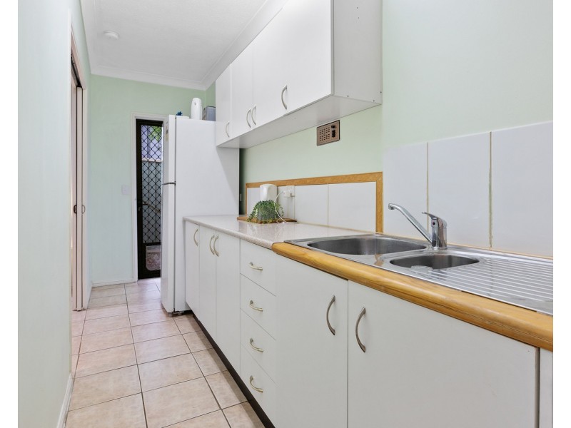 15 Woolmere Street, Carrara QLD 4211