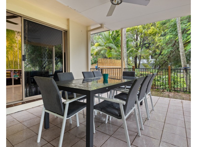 15 Woolmere Street, Carrara QLD 4211