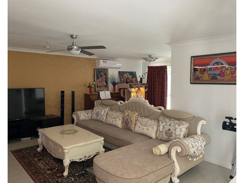 118 Benowa Road, Southport QLD 4215