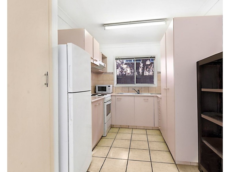 3/46 Railway Street, Southport QLD 4215