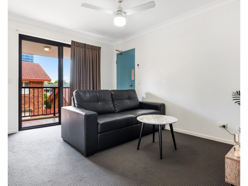 14/56 Bauer Street, Southport QLD 4215