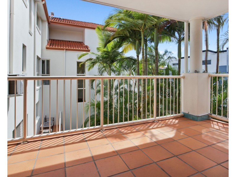 14/31 Chester Terrace, Southport QLD 4215