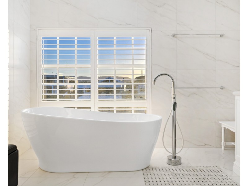 29-31 Cessnock Close, Mermaid Waters QLD 4218