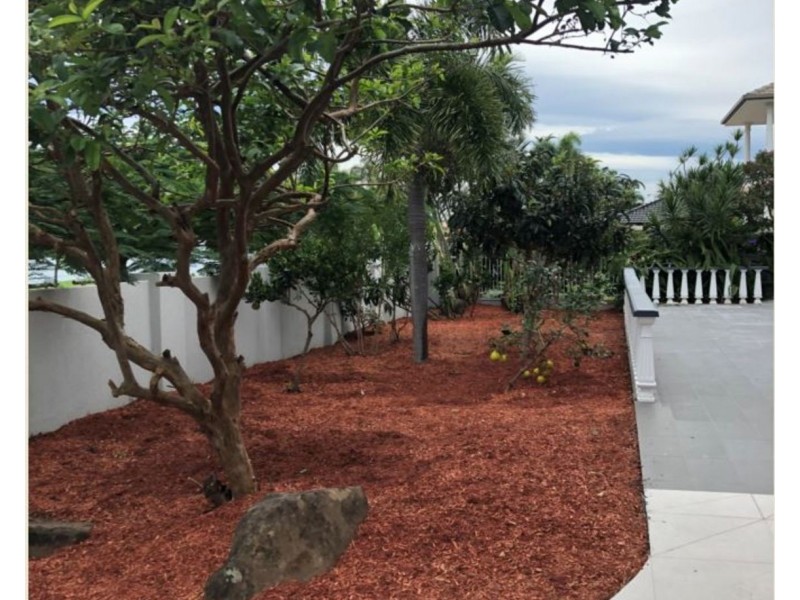 29-31 Cessnock Close, Mermaid Waters QLD 4218