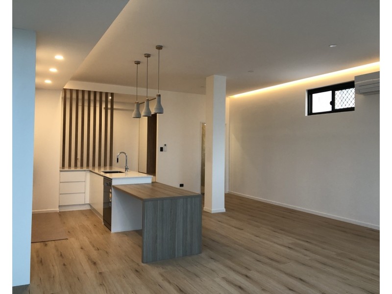 14/42 The Esplanade, Surfers Paradise QLD 4217