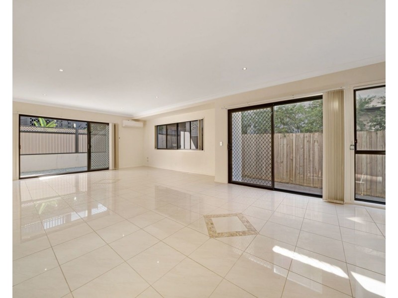 4/12 Prince Street, Southport QLD 4215