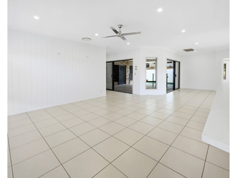 16 Eden Court, Nerang QLD 4211