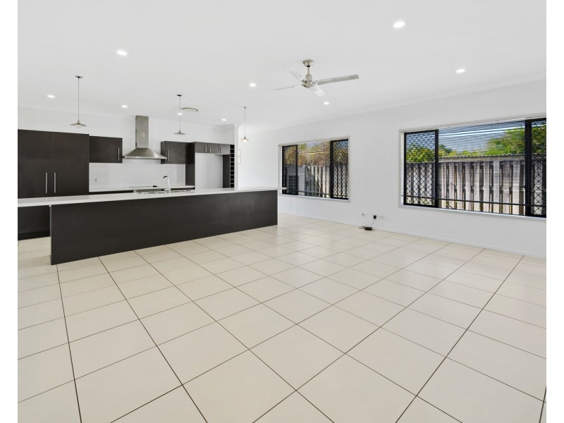 16 Eden Court, Nerang QLD 4211