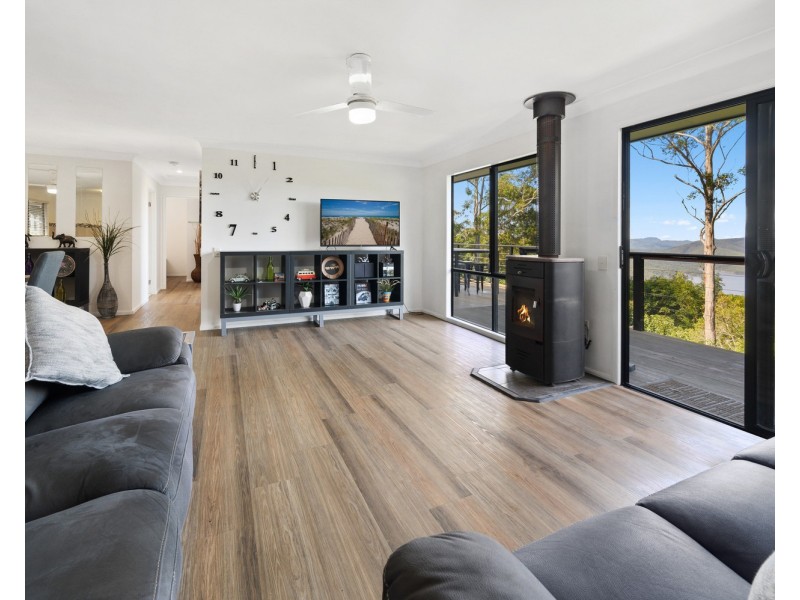 647 Beechmont Road, Lower Beechmont QLD 4211