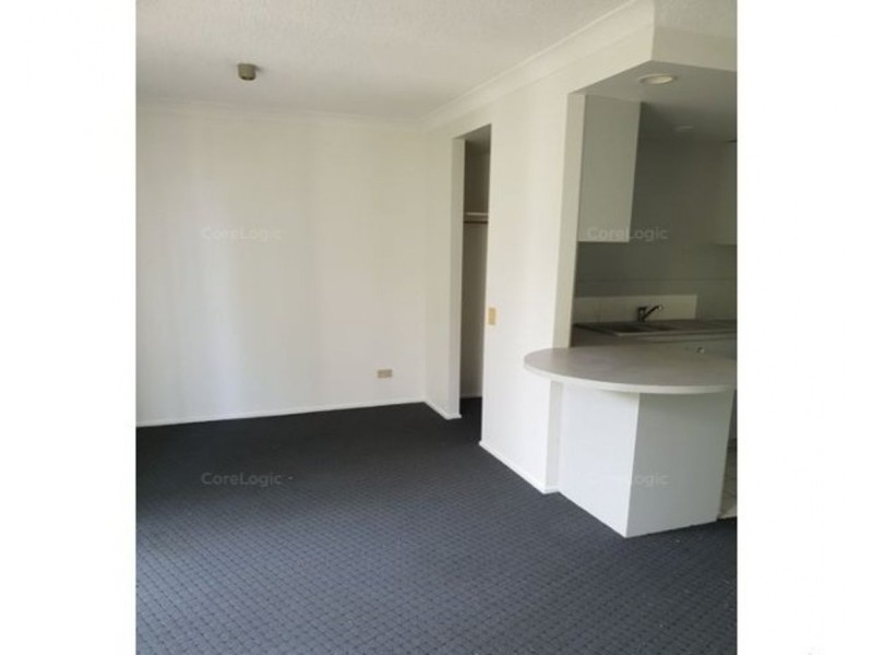 6/15 Weemala Street, Chevron Island QLD 4217