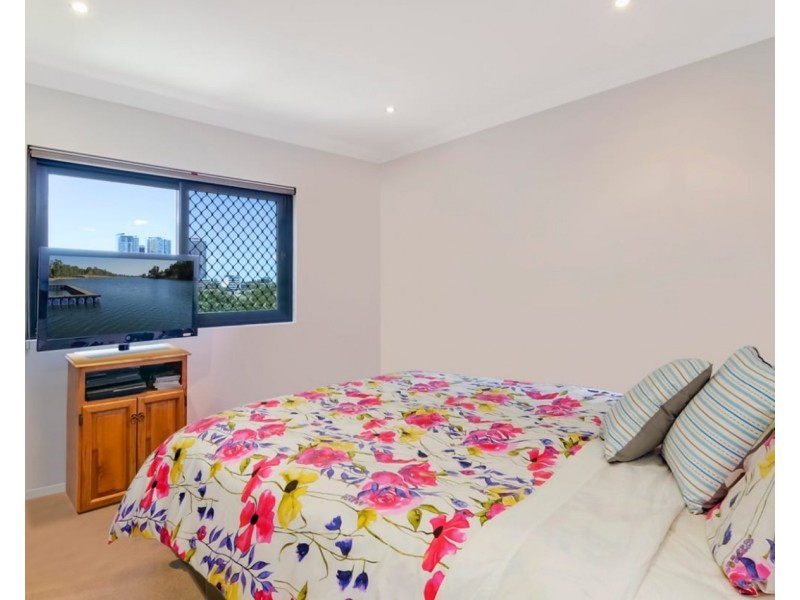 13/14 Little Norman Street, Southport QLD 4215