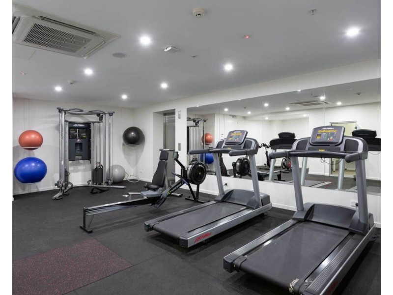 504/9 Norfolk Avenue, Surfers Paradise QLD 4217