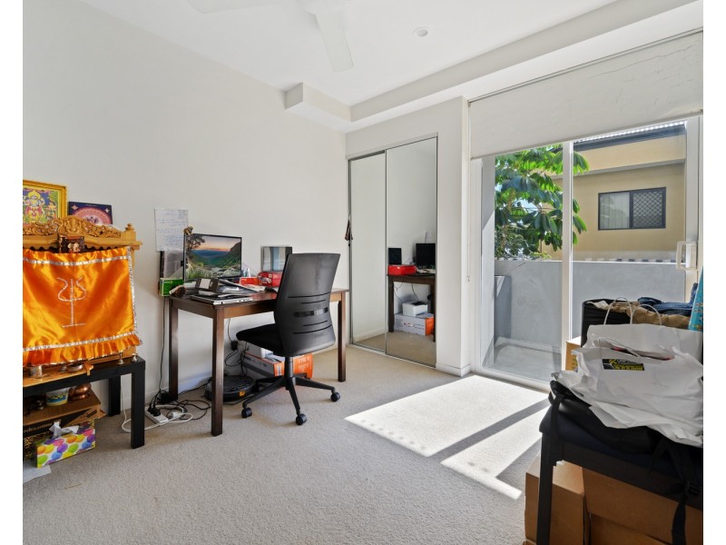 203/26 Gray Street, Southport QLD 4215