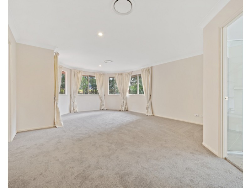 23 Banbrook Court, Molendinar QLD 4214