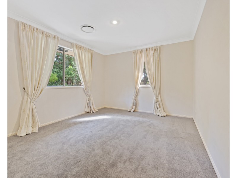 23 Banbrook Court, Molendinar QLD 4214