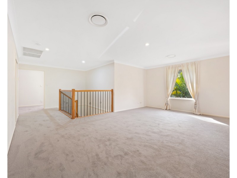 23 Banbrook Court, Molendinar QLD 4214