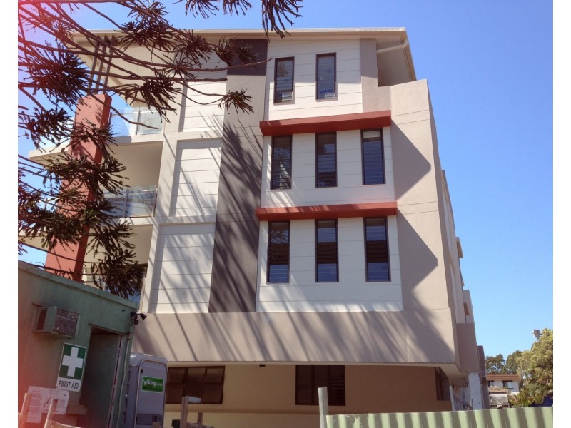 1/20 Lawson Street, Southport QLD 4215