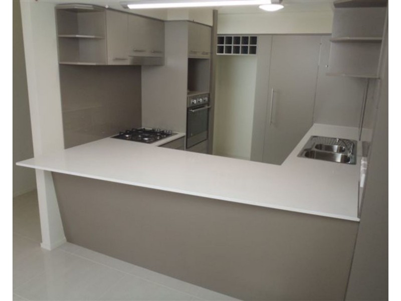 8/20 Lawson Street, Southport QLD 4215