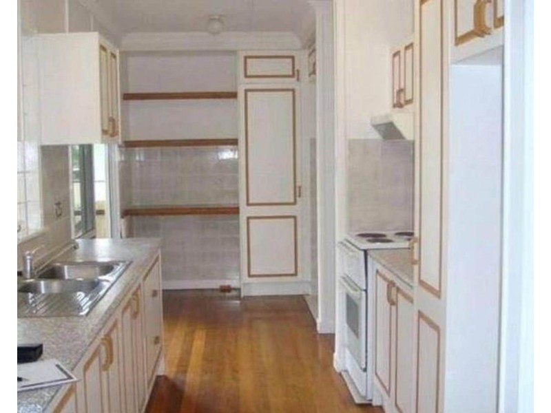 105 Johnston Street, Southport QLD 4215