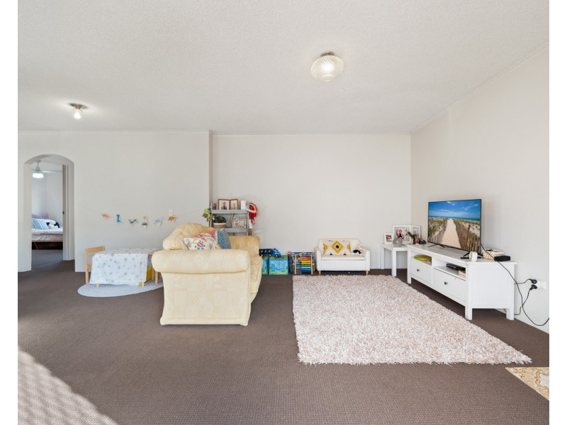 2/29 Lenneberg Street, Southport QLD 4215