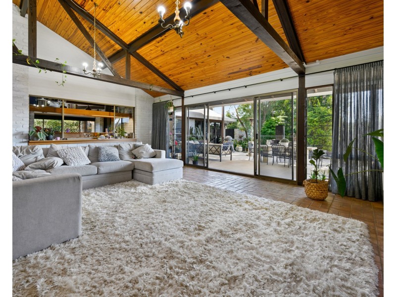 18 Eden Court, Nerang QLD 4211