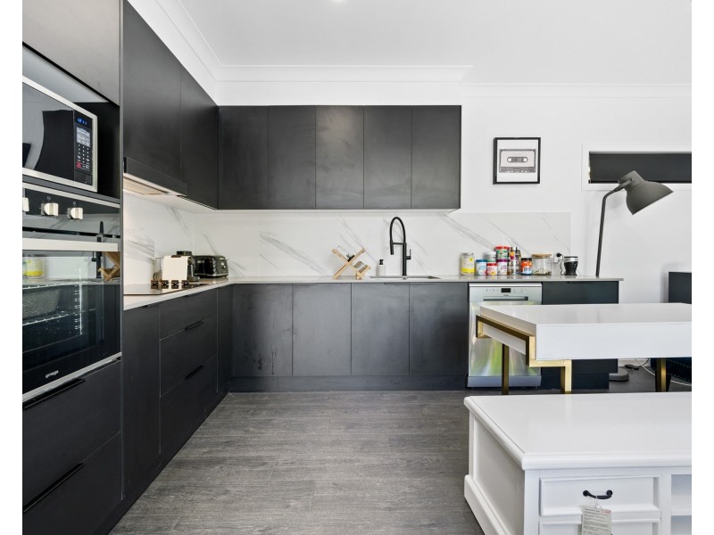 18 Eden Court, Nerang QLD 4211