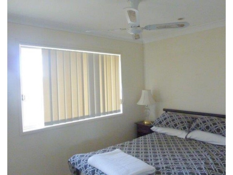 3 Golden Bear Drive, Arundel QLD 4214