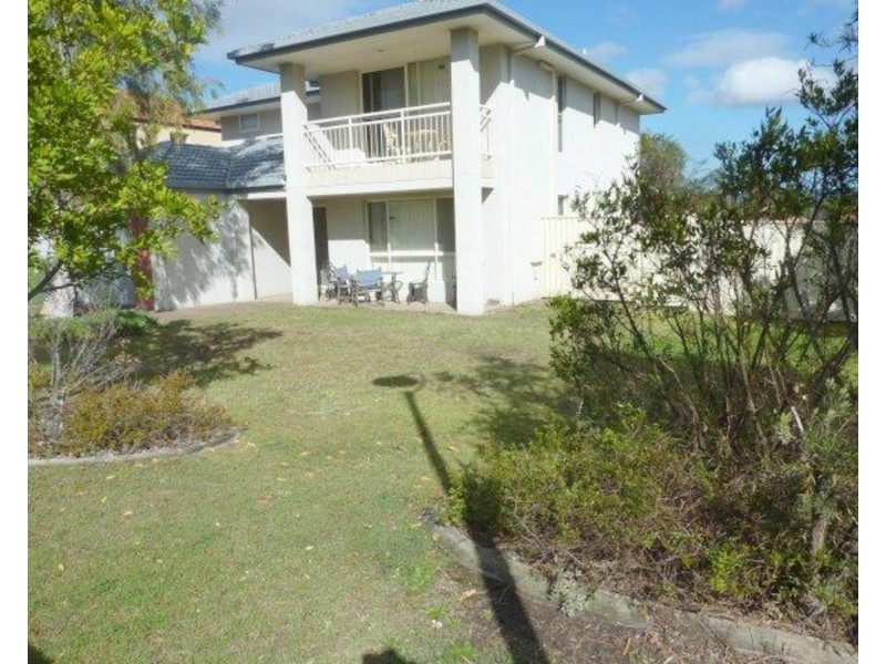 3 Golden Bear Drive, Arundel QLD 4214
