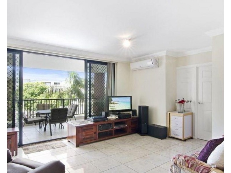 4/14 Little Norman Street, Southport QLD 4215