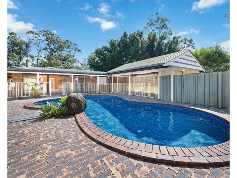 36 Theodore Place, Molendinar QLD 4214