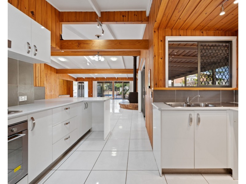36 Theodore Place, Molendinar QLD 4214