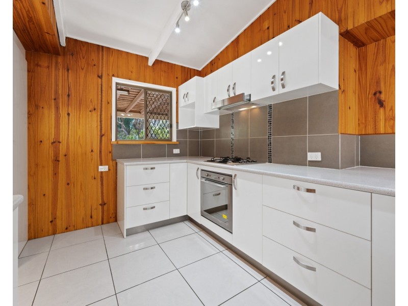 36 Theodore Place, Molendinar QLD 4214