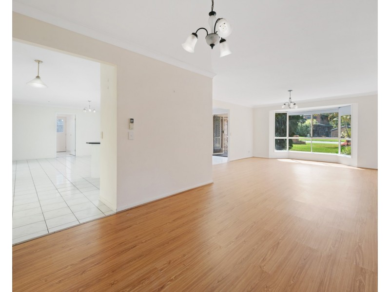 18 Bridle Lane, Molendinar QLD 4214