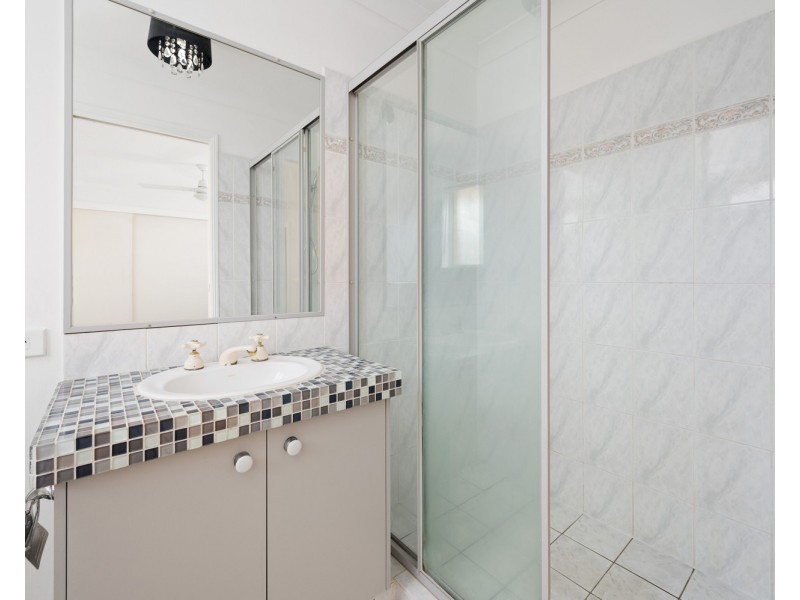 18 Bridle Lane, Molendinar QLD 4214