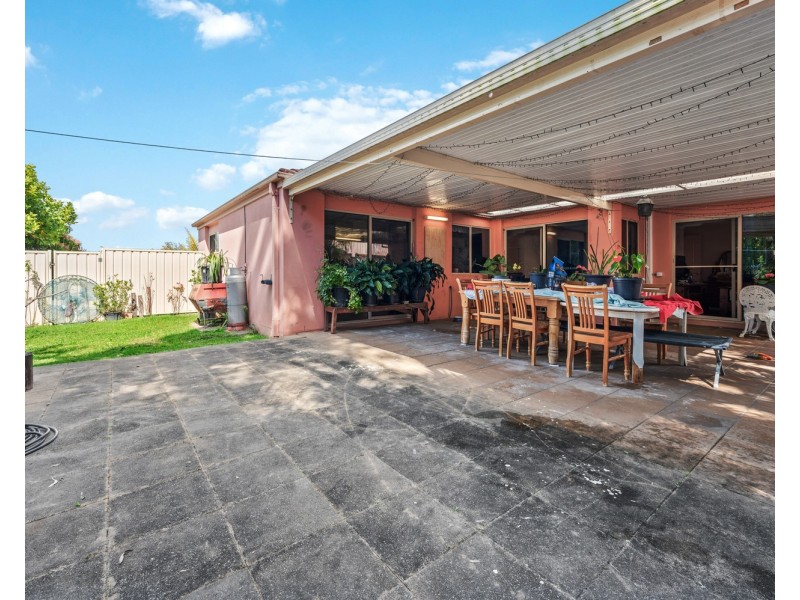 29 Tee Trees Boulevard, Arundel QLD 4214