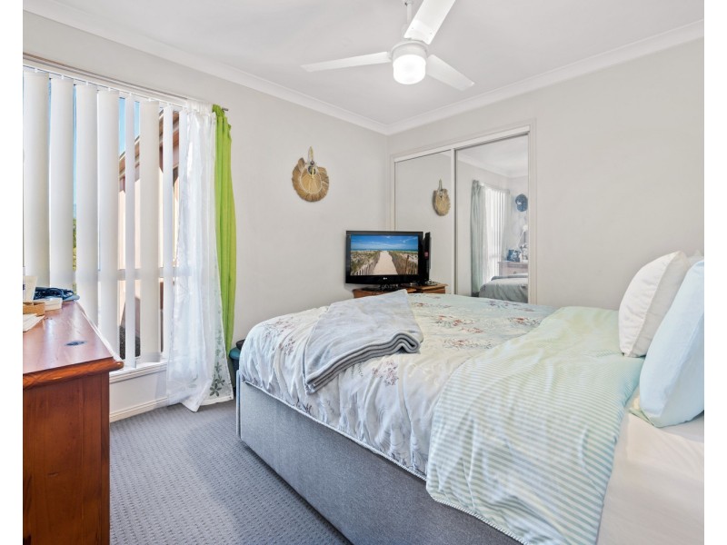 29 Tee Trees Boulevard, Arundel QLD 4214