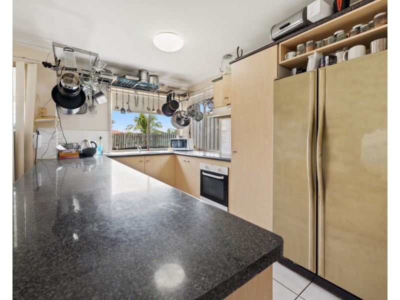 57 Marble Arch Place, Arundel QLD 4214